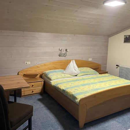 Schnoellhof Bed & Breakfast ซังต์ มาร์ติน อัม เทนเนนเกอเบียร์เกอ ภายนอก รูปภาพ