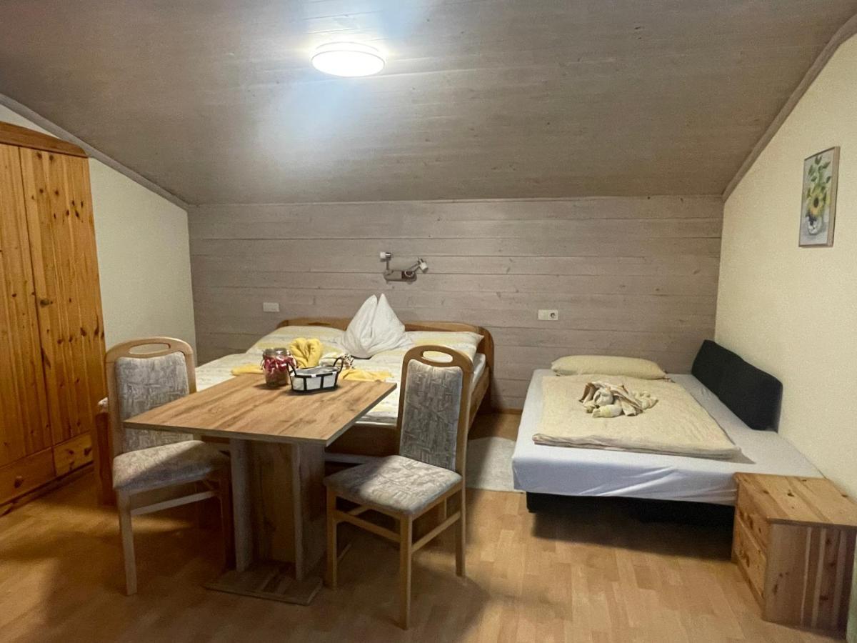 Schnoellhof Bed & Breakfast ซังต์ มาร์ติน อัม เทนเนนเกอเบียร์เกอ ภายนอก รูปภาพ