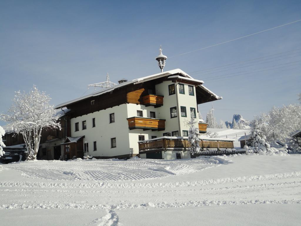 Schnoellhof Bed & Breakfast ซังต์ มาร์ติน อัม เทนเนนเกอเบียร์เกอ ภายนอก รูปภาพ